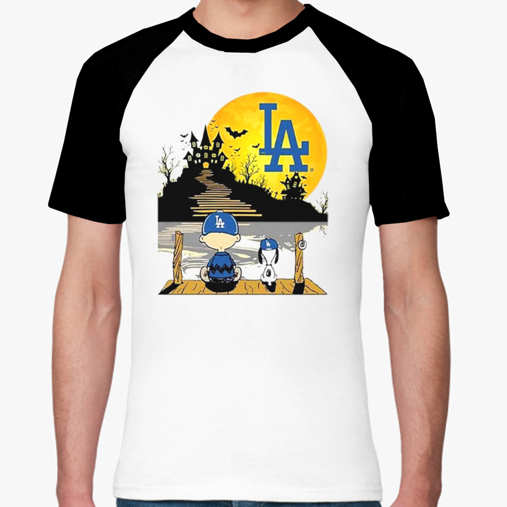 Snoopy Charlie Brown Sit Under Moon Los Angeles Dodgers Halloween Shirt