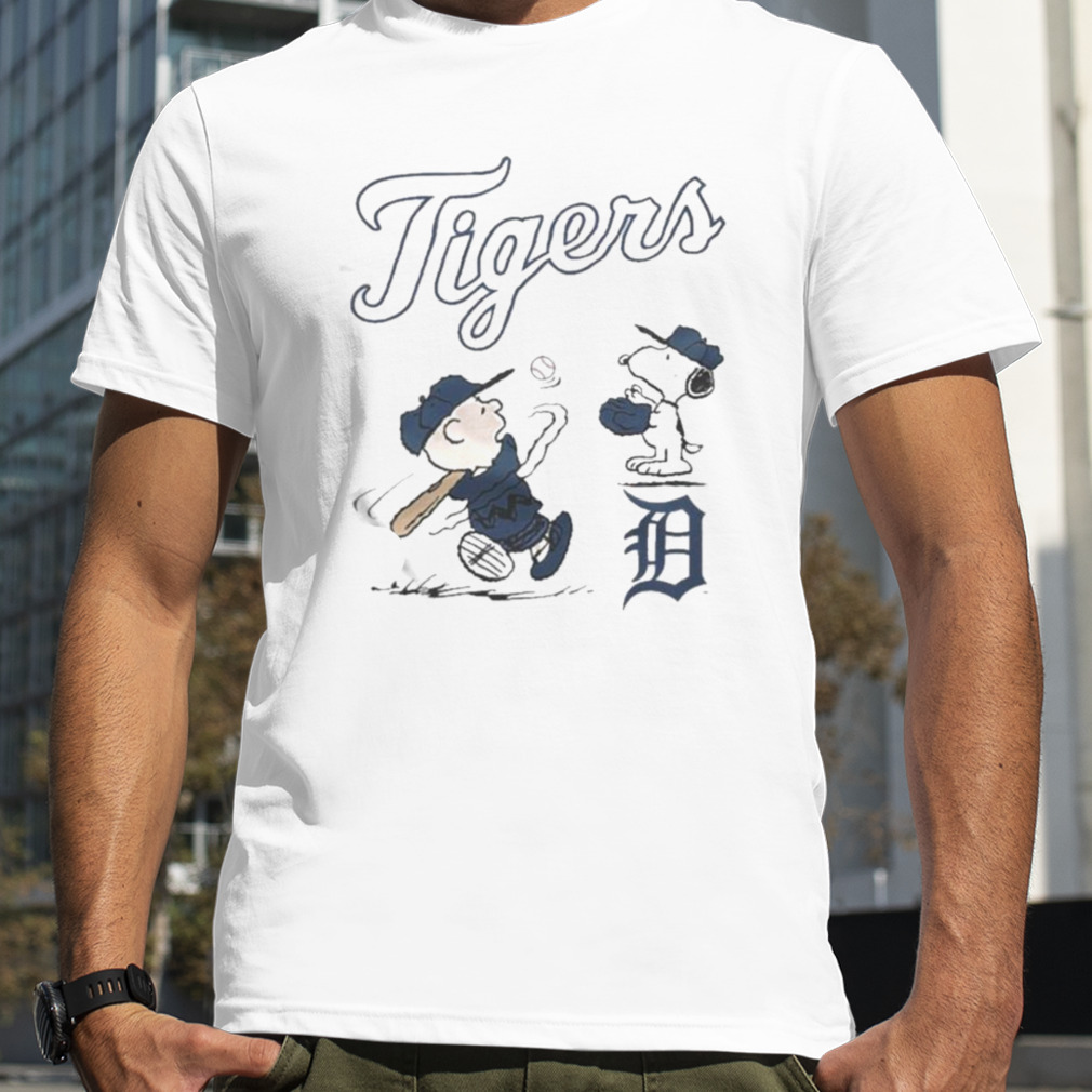 Charlie Brown And Snoopy Playing Baseball Detroit Tigers MLB 2023