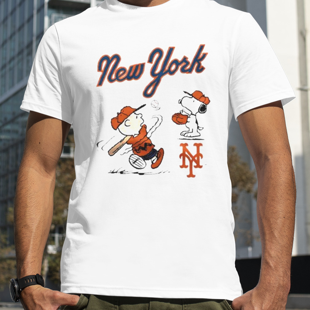 MLB New York Yankees Snoopy Woodstock The Peanuts Movie Baseball T
