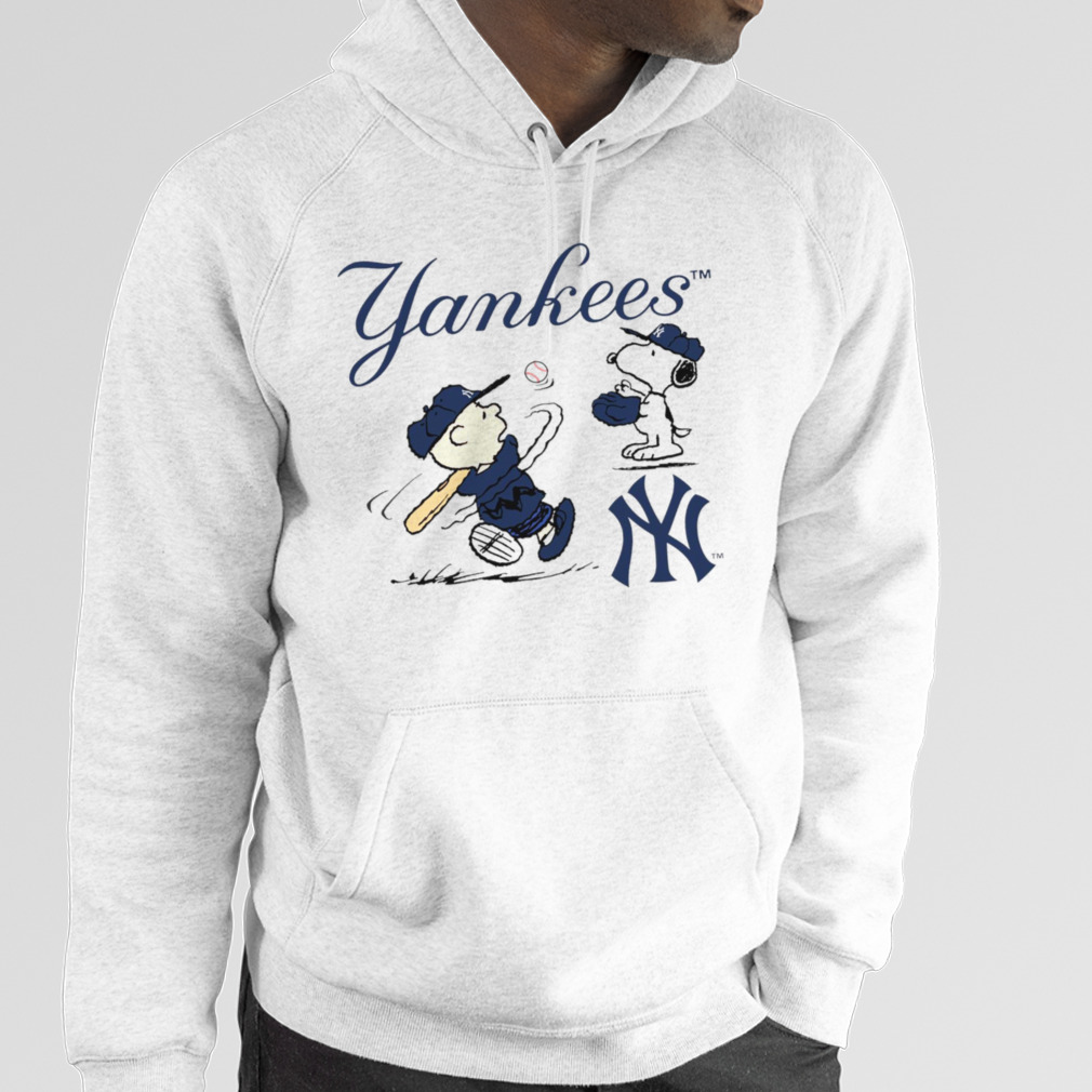 Official Peanuts Charlie Brown And Snoopy Playing Baseball New York Yankees  Shirt - teejeep