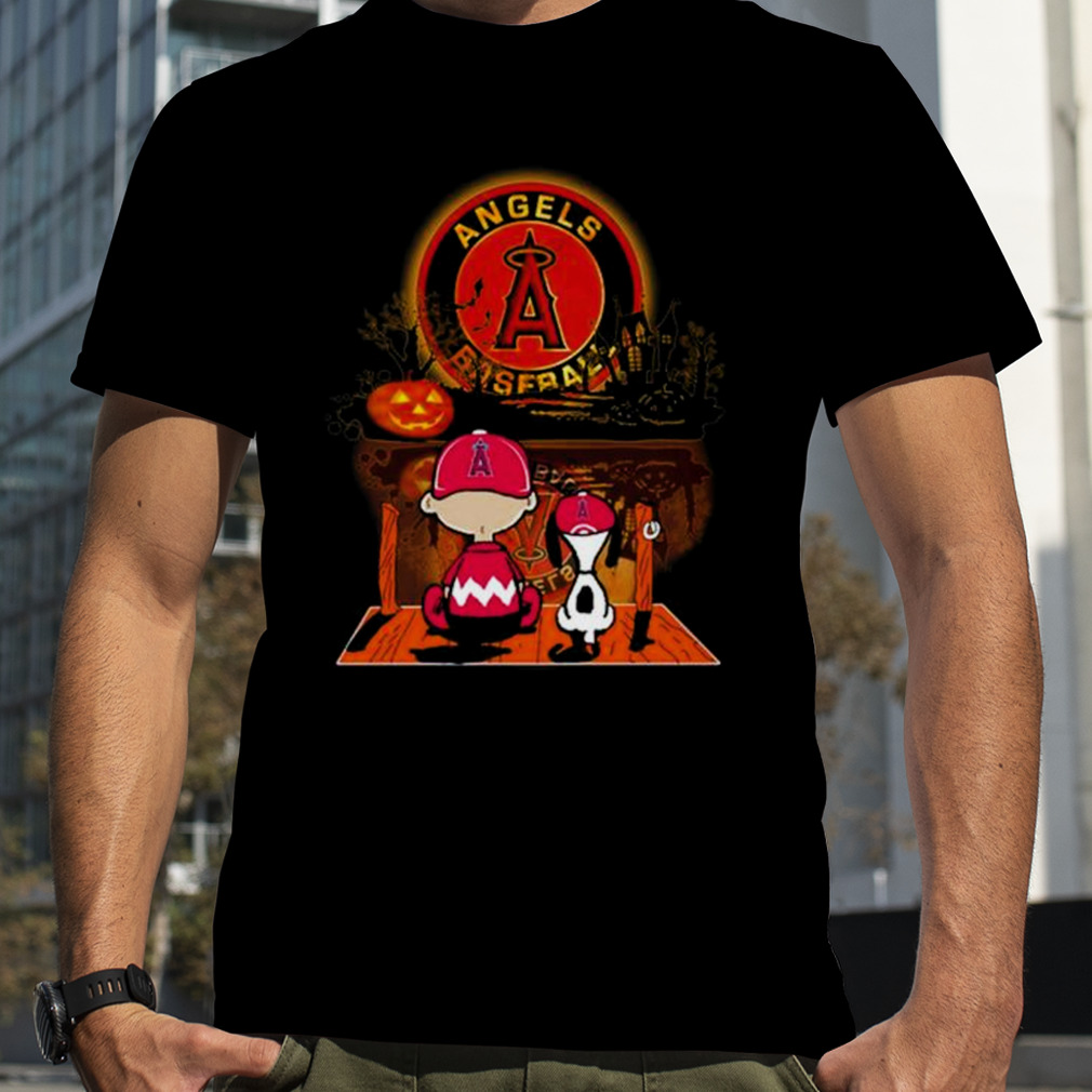 Detroit Tigers Peanuts Snoopy and Charlie Browns Watching Halloween Shirt,  hoodie, sweater and long sleeve