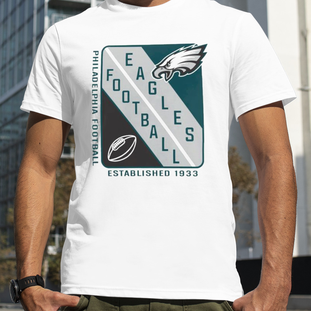 Philadelphia Eagles Starter Shield Graphic T-Shirt