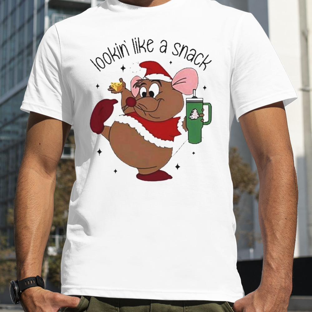 Santa Gus Lookin’ Like A Snack Christmas 2023 T-shirt