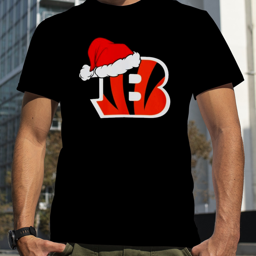 Cincinnati Bengals logo Santa Hat Christmas 2023 Shirt