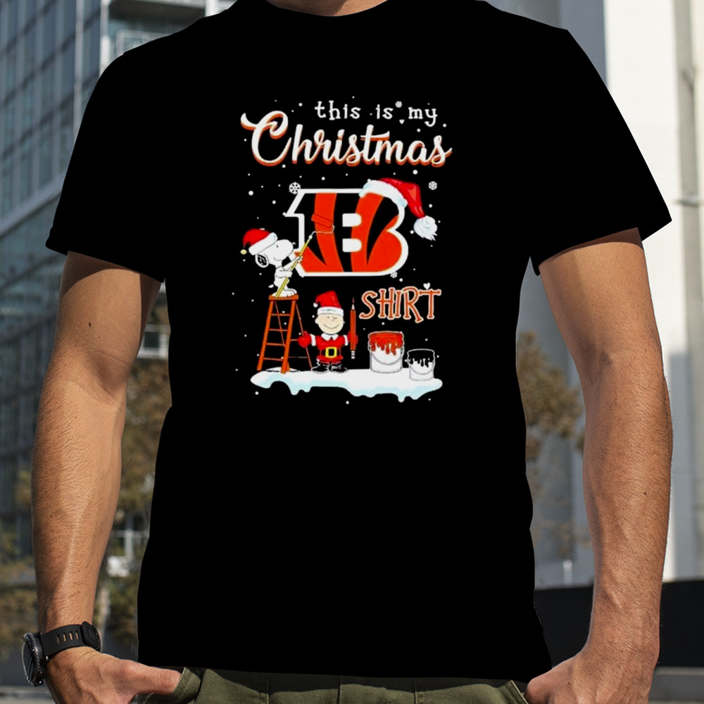 Snoopy And Charlie Brown Nfl Cincinnati Bengals This Is My Christmas T-shirt