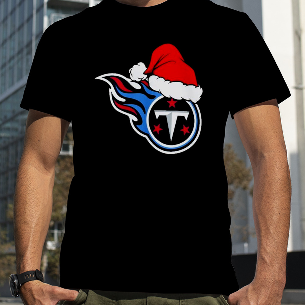 Tennessee Titans logo Santa Hat Christmas 2023 Shirt