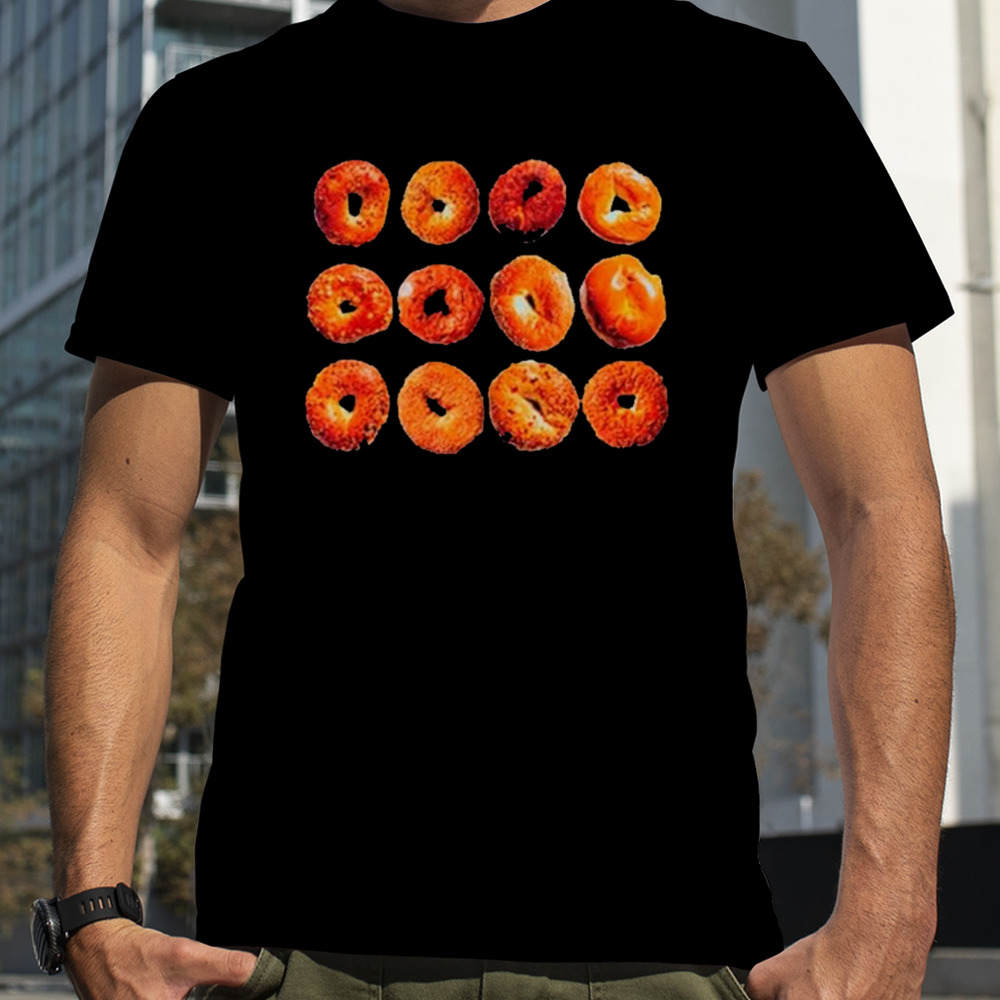 Old jewish men bagel bread shirt