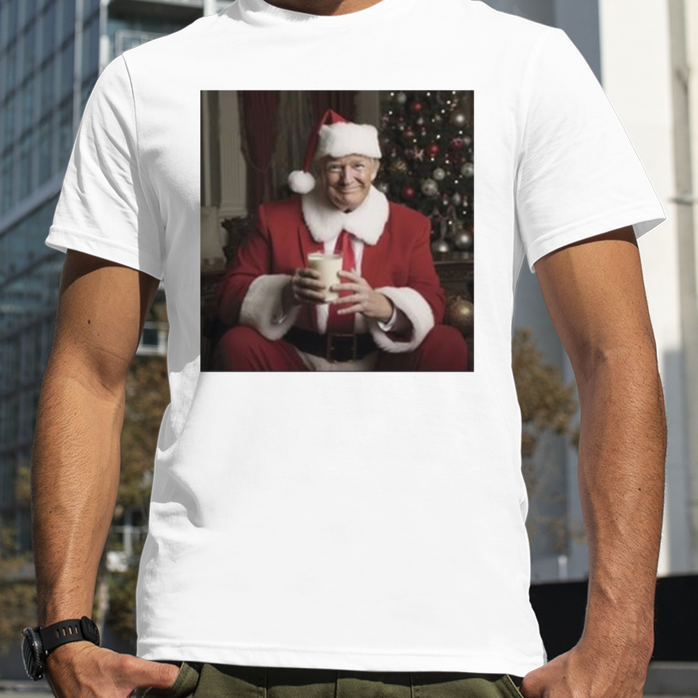 Donald Trump Santa Claus drinkin’ milk Christmas 2023 shirt