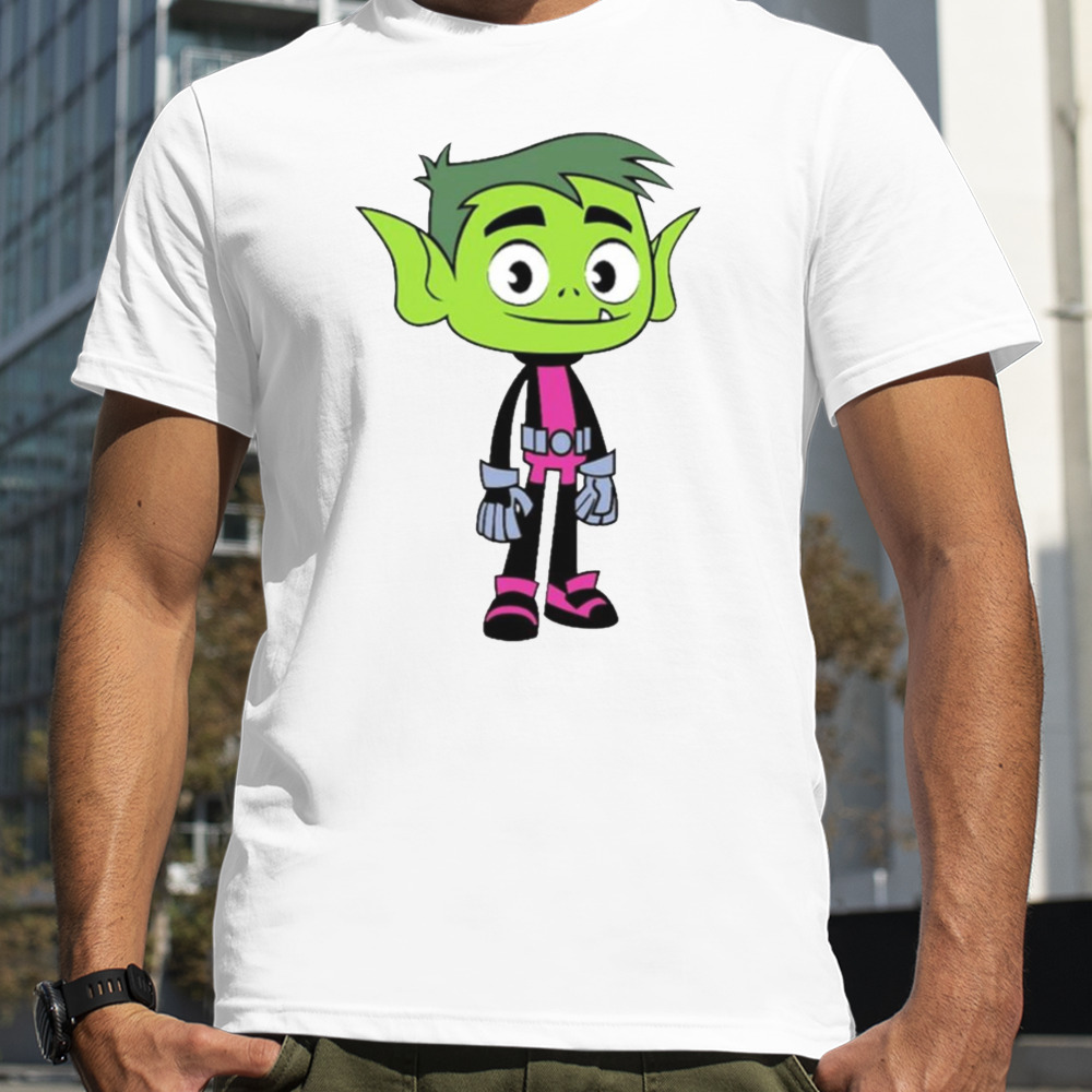 Ray William Johnson wearing beast boy shirt