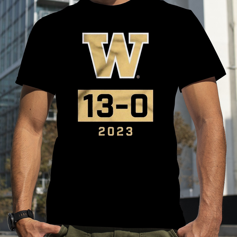 Washington Huskies Undefeated Season 13-0 T-Shirt