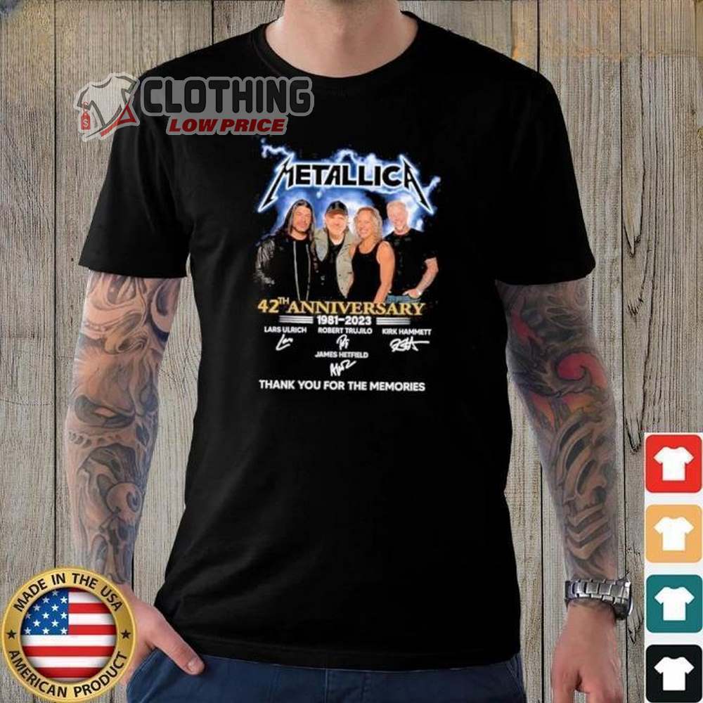 Metallica Anniversary 1981-2023 Merch, Metallica 42 Years Thank You For The Memories Signatures T-Shirt