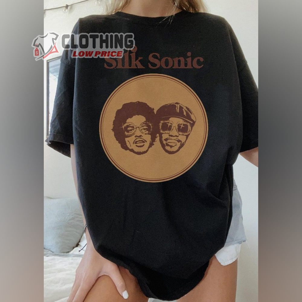 Silk Sonic Tour 2023 Merch, Silk Sonic Grammys Album mgm Vinyl T-shirt