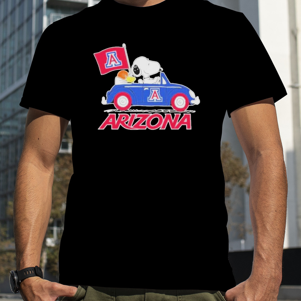 Snoopy and Woodstock driving car Arizona Wildcats basketball t-shirt