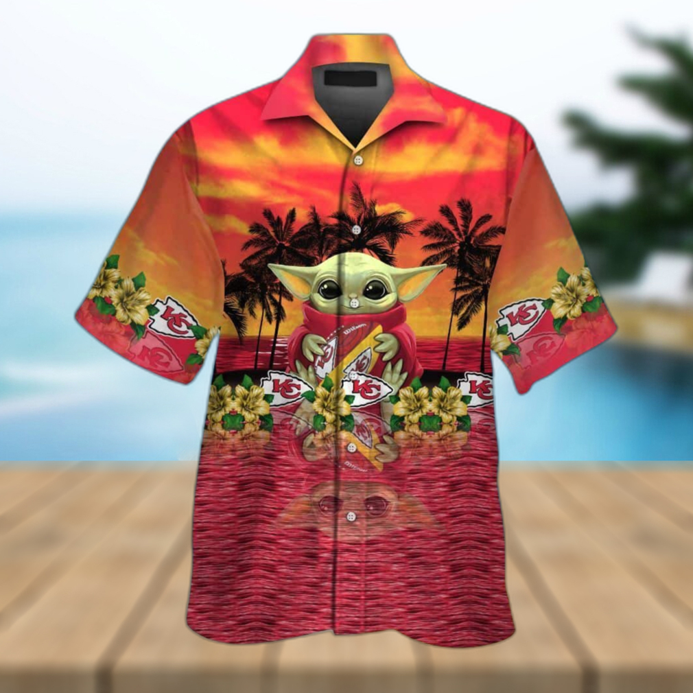 Baby Yoda Star Wars Kansas City Chiefs Hawaiian Shirt Best Beach Gift - Limotees