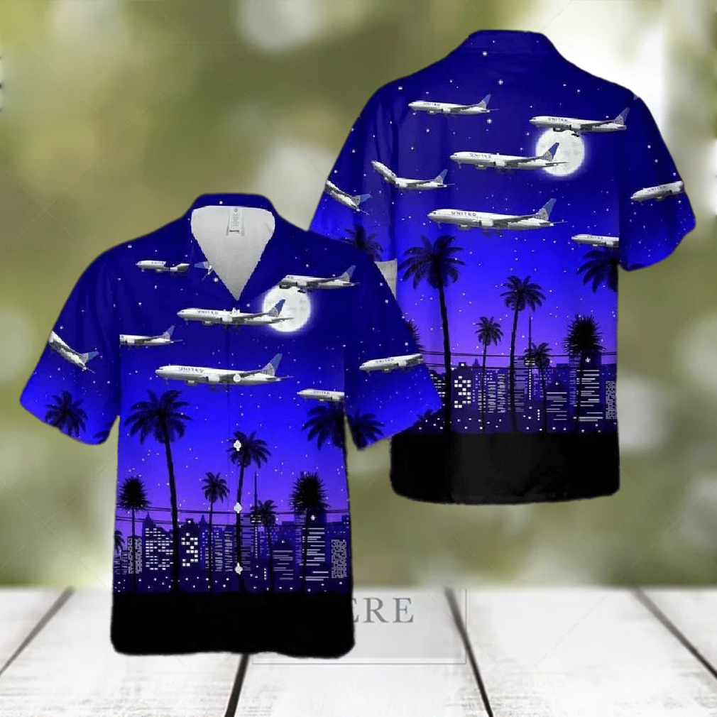 Boeing 777 200 Of United Airlines Hawaiian Shirt - Limotees