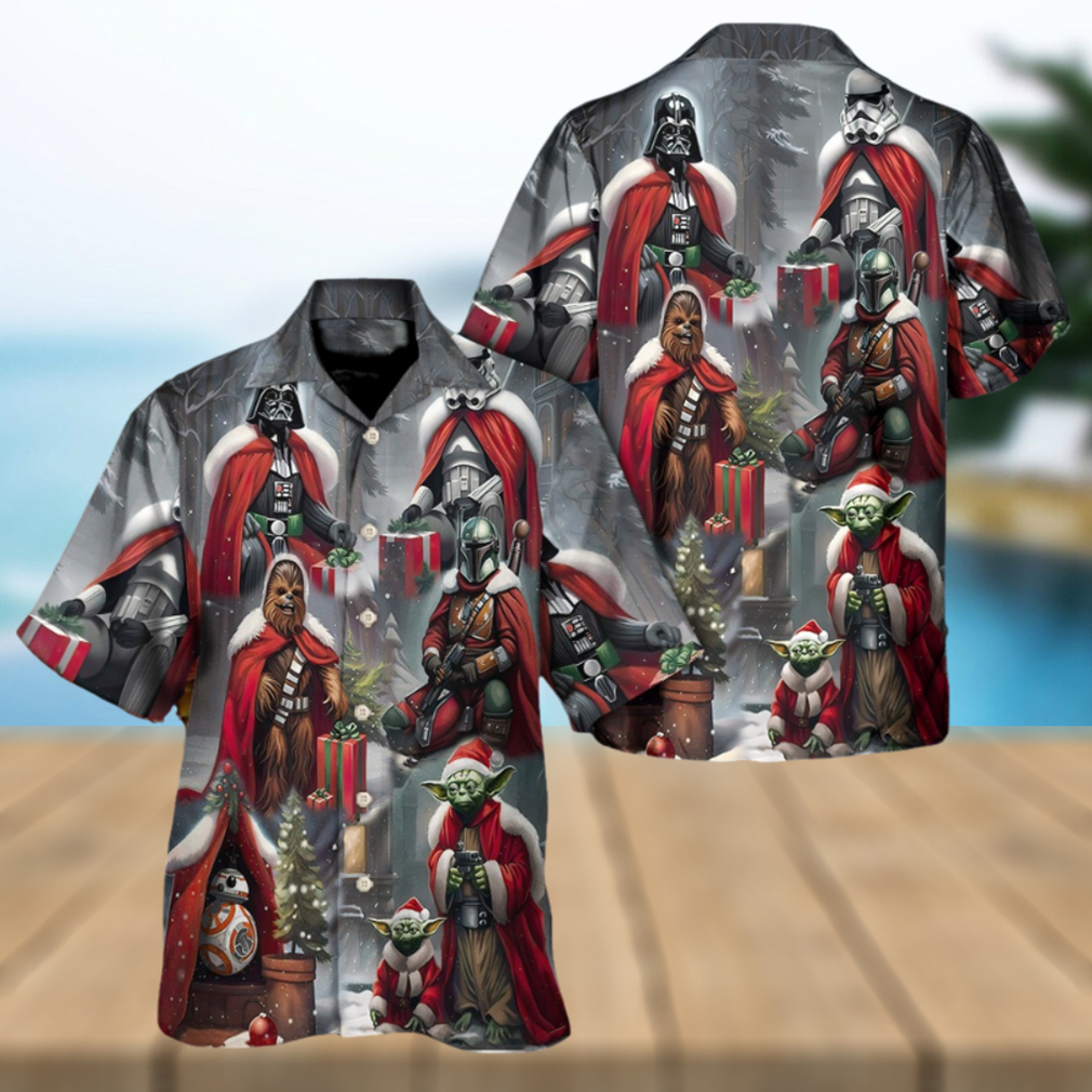 Christmas Star Wars Santa’s Coming To Town Hawaiian Shirt - Limotees