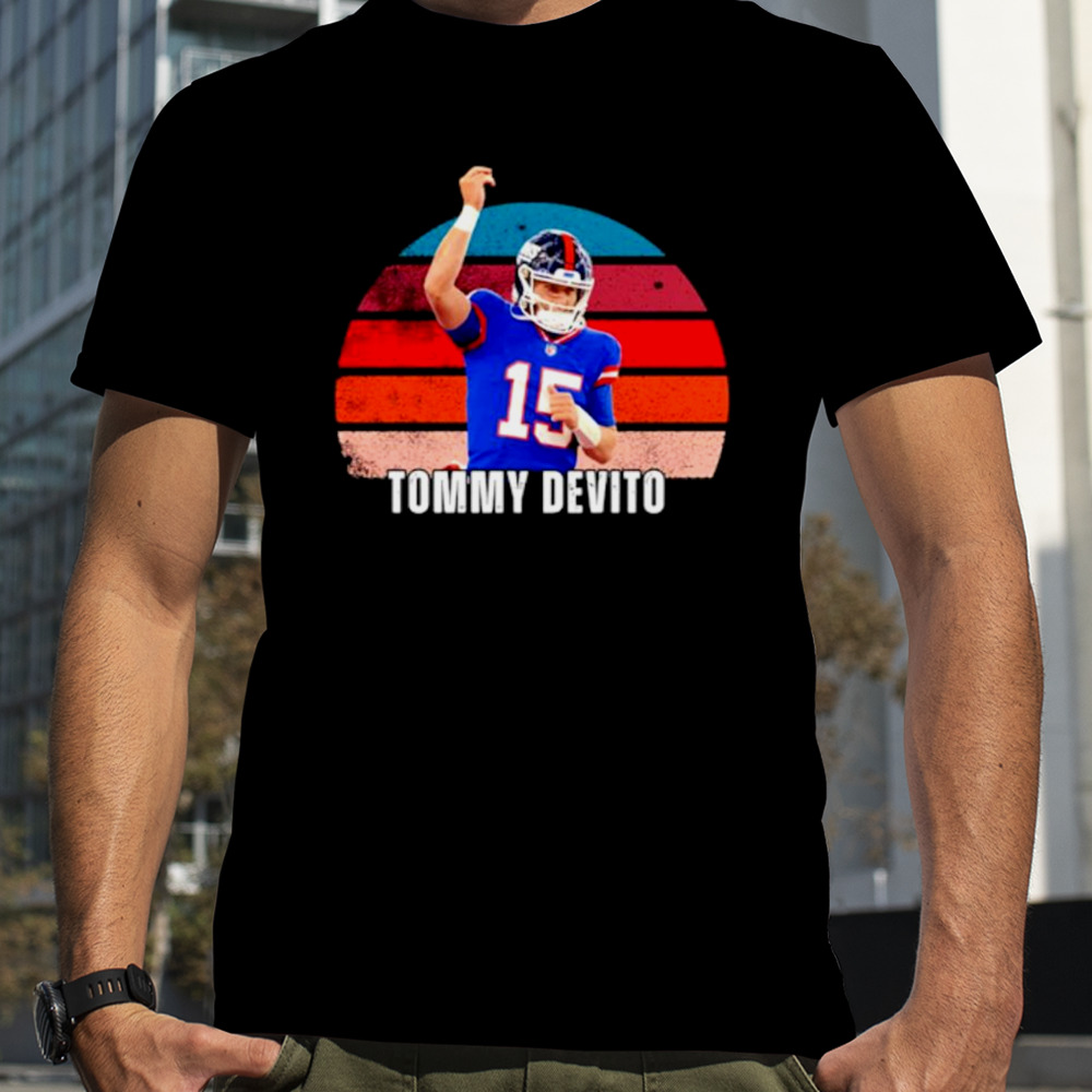 Tommy Devito 15 raise one hand high New York Giants vintage shirt