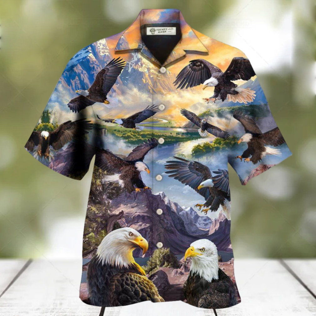 Eagle Spread Wings To The Sky Style Hawaiian Shirt - Limotees