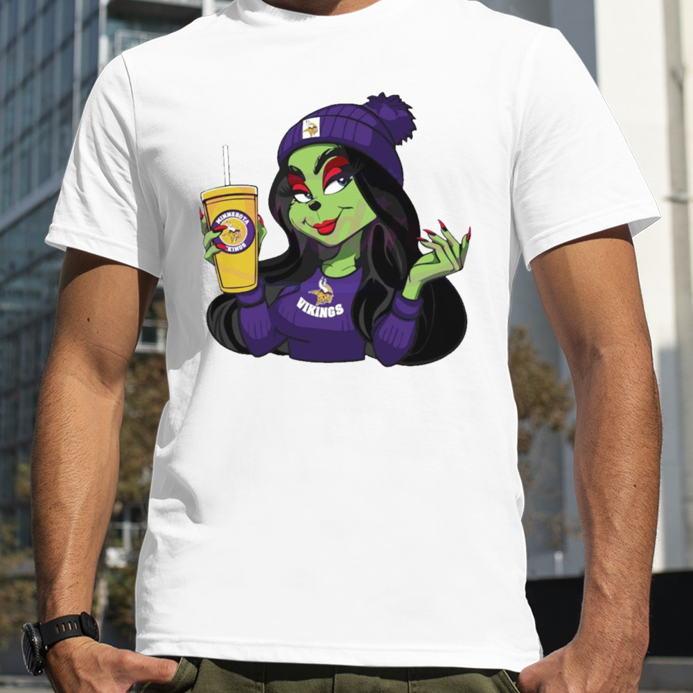 Female Grinch Minnesota Vikings football team  shirt