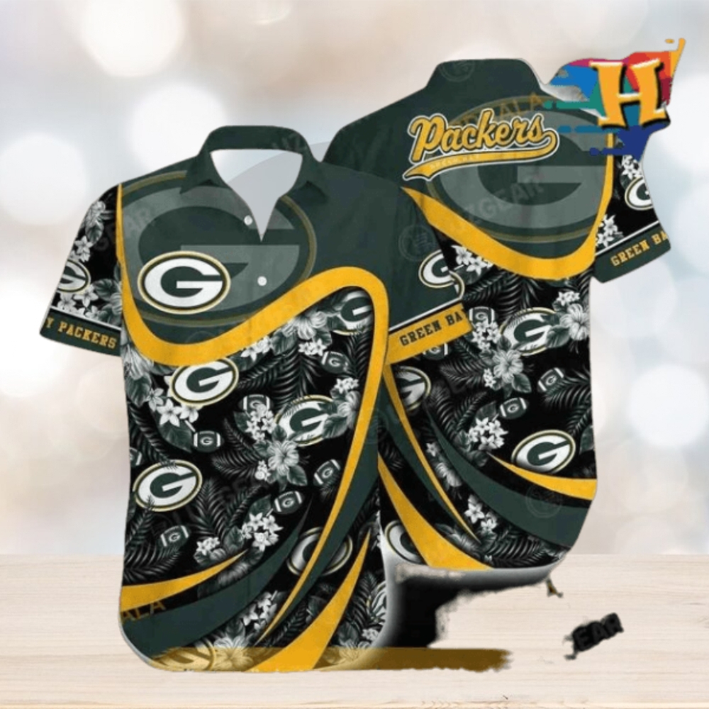 Green Bay Packers NFL Hawaiian Shirt Tropical Pattern Beach Shirts Gift For Sports Fans - Limotees