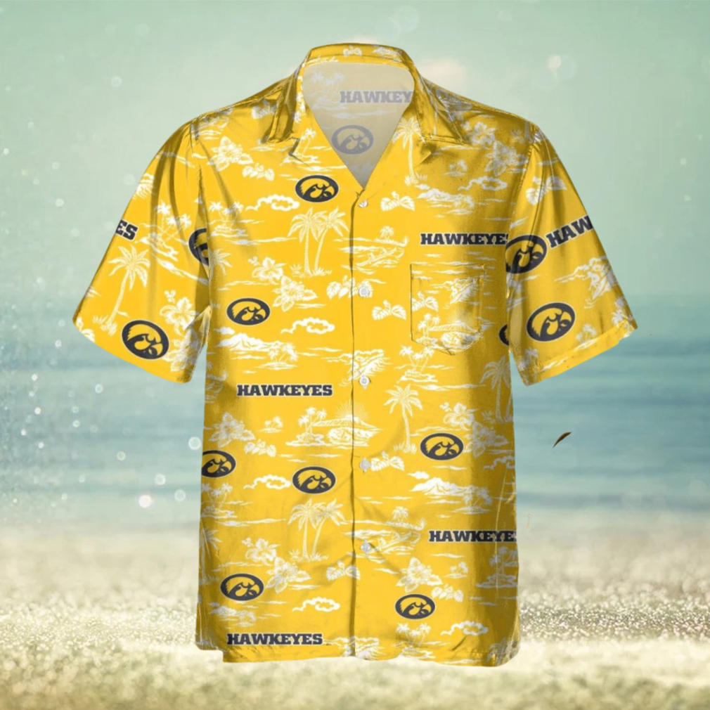 Iowa Hawkeyes Tropic 3D Hawaiian Shirt Best For Fans Beach Gift For Men And Women - Limotees