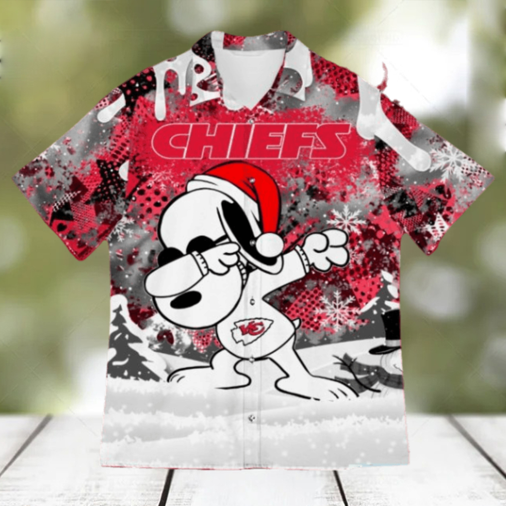 Kansas City Chiefs Snoopy Dabbing The Peanuts 2023 Christmas Gift Hawaiian Shirt - Limotees