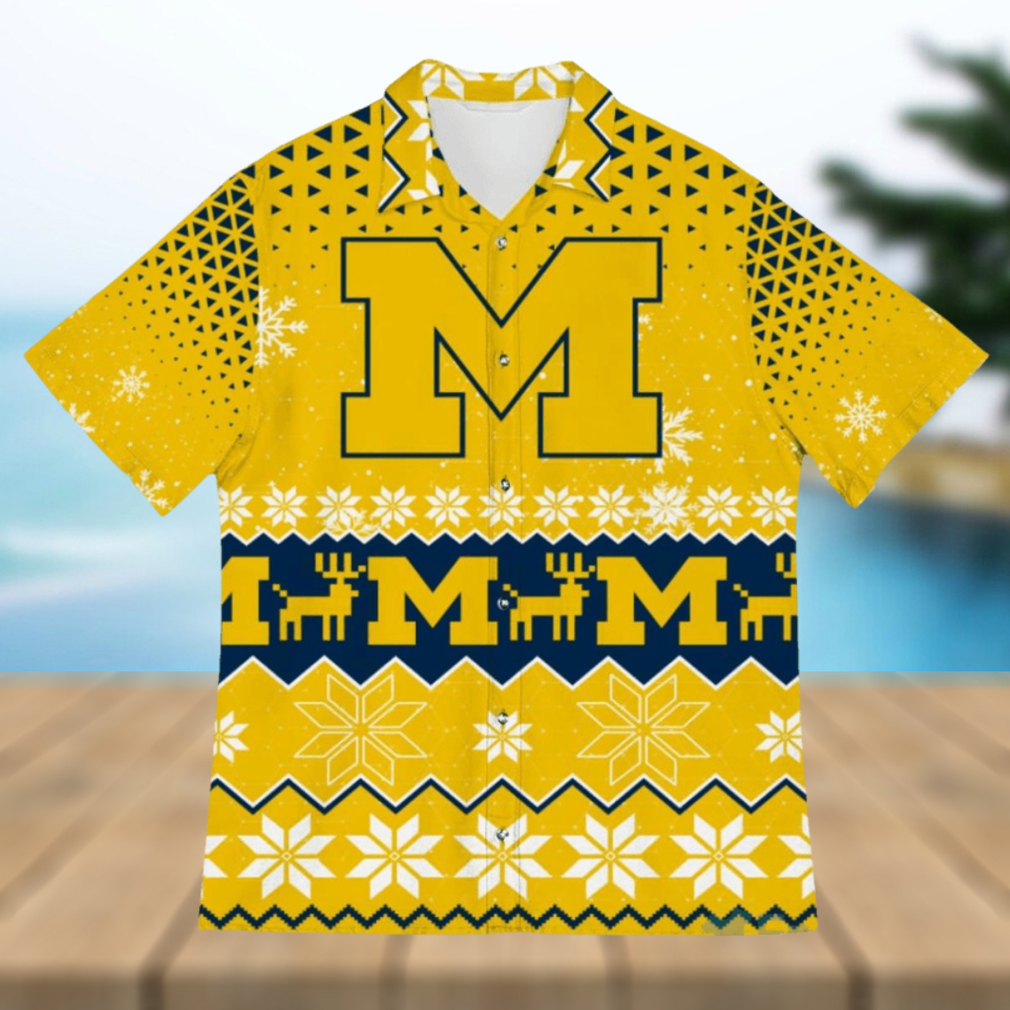 Michigan Wolverines Christmas Hawaiian Shirt - Limotees