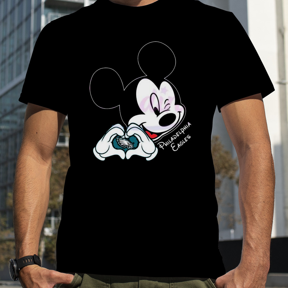 Mickey Mouse Love Philadelphia Eagles NFL 2024 T-Shirt