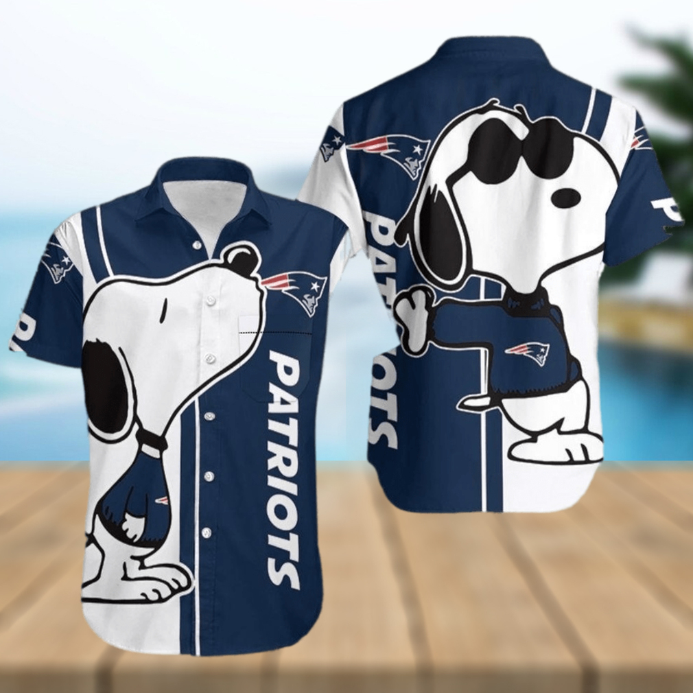 New England Patriot Snoopy Hawaiian Shirt For Men For Men - Limotees