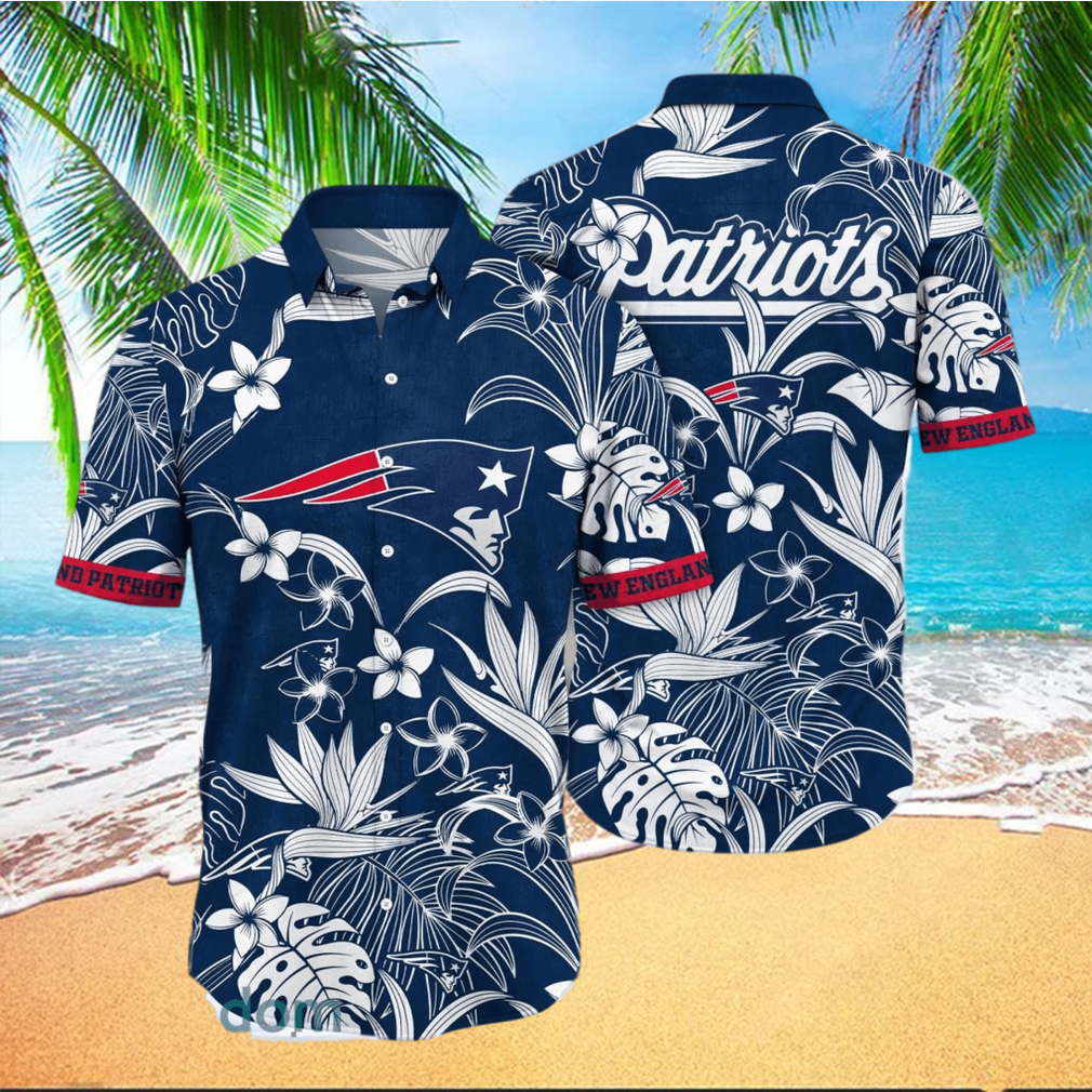 New England Patriots NFL Flower Hawaiian Shirt - Limotees