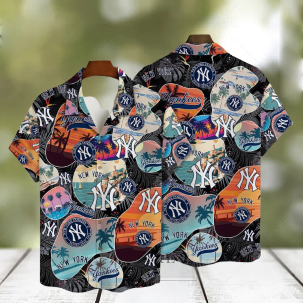 New York Yankees Retro Summer Pattern Hawaiian Shirt - Limotees