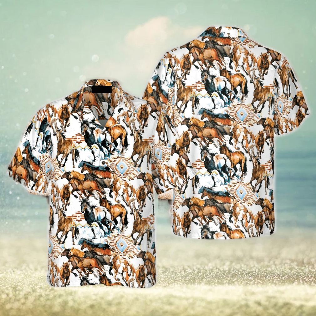 Running Wild Horse With Tribal Texture Hawaiian Shirt - Limotees