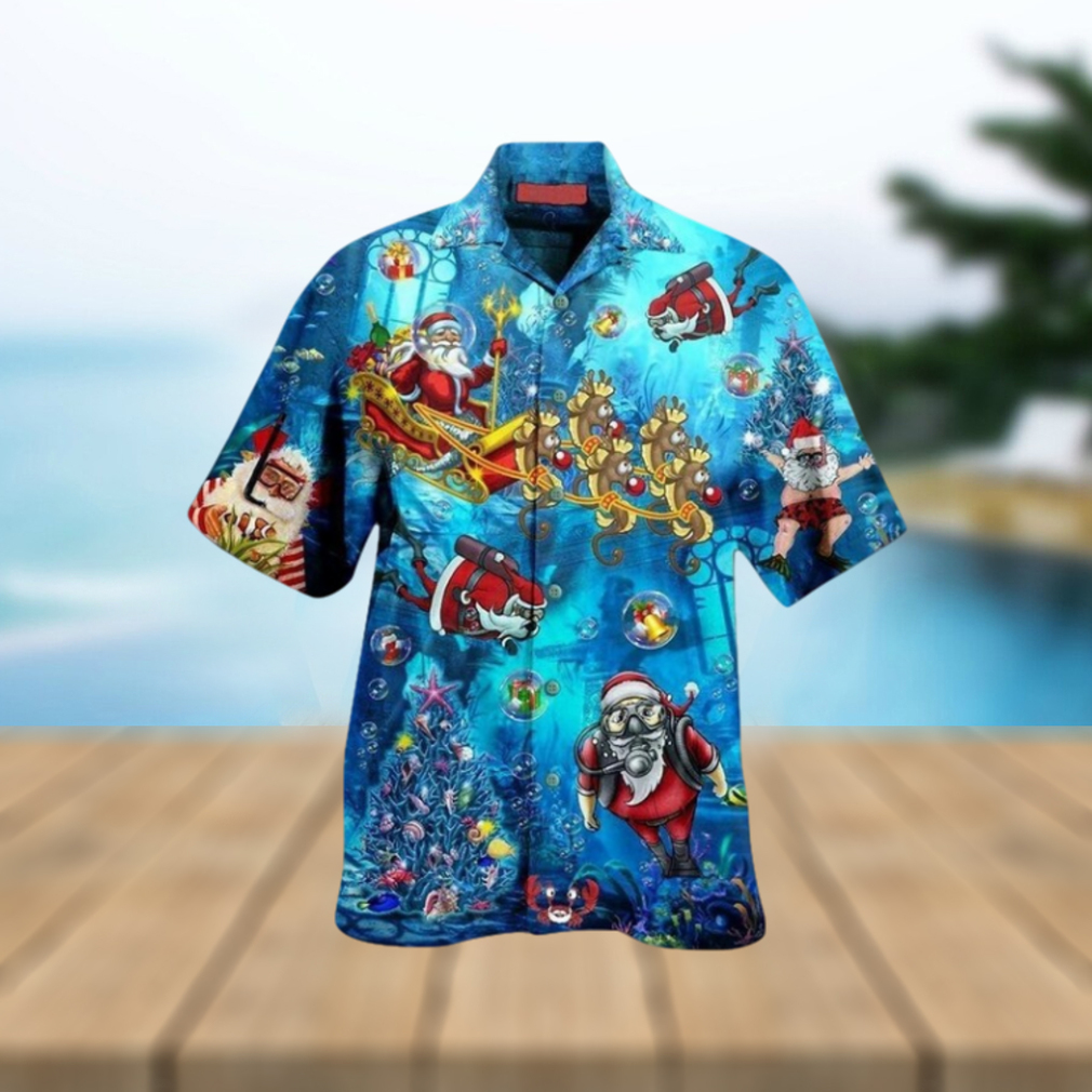 Santa Claus Explore The Sea Christmas Hawaii Shirt - Limotees