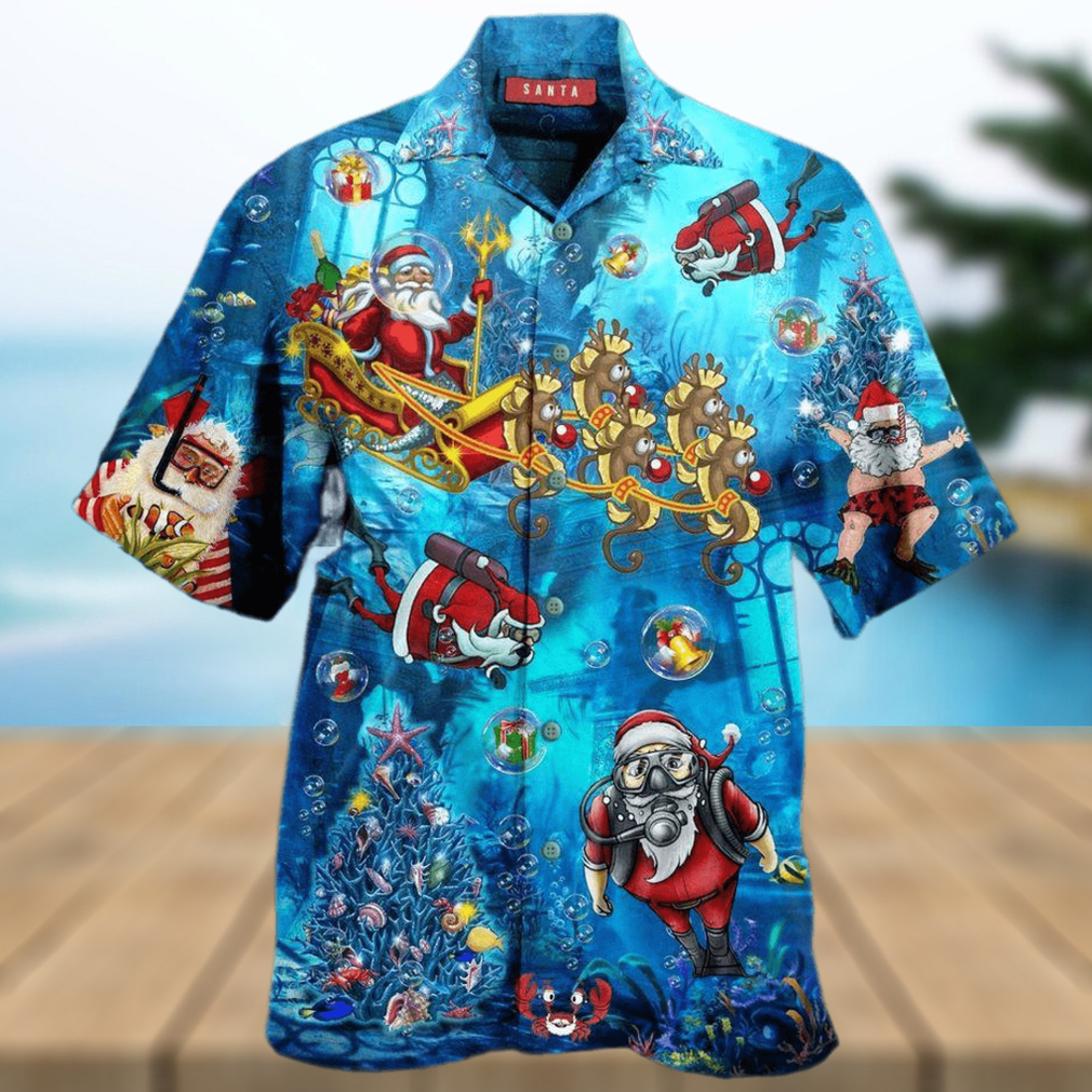 Santa Claus Explore The Sea Hawaiian Shirt - Limotees