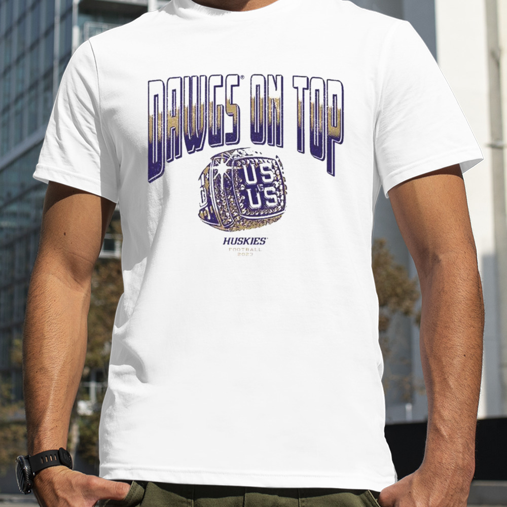 Washington Huskies Football Dawgs On Top Ring T-Shirt