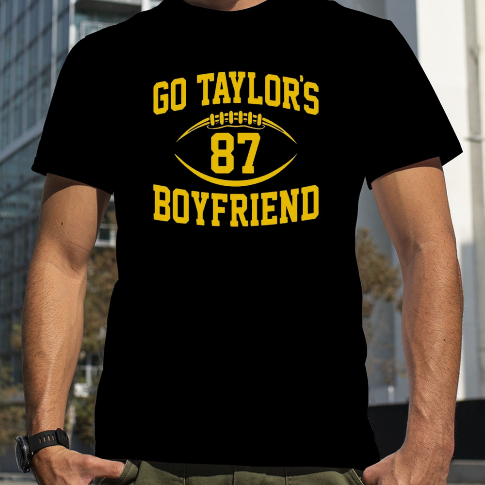 Go Taylors 87 boyfriend shirt