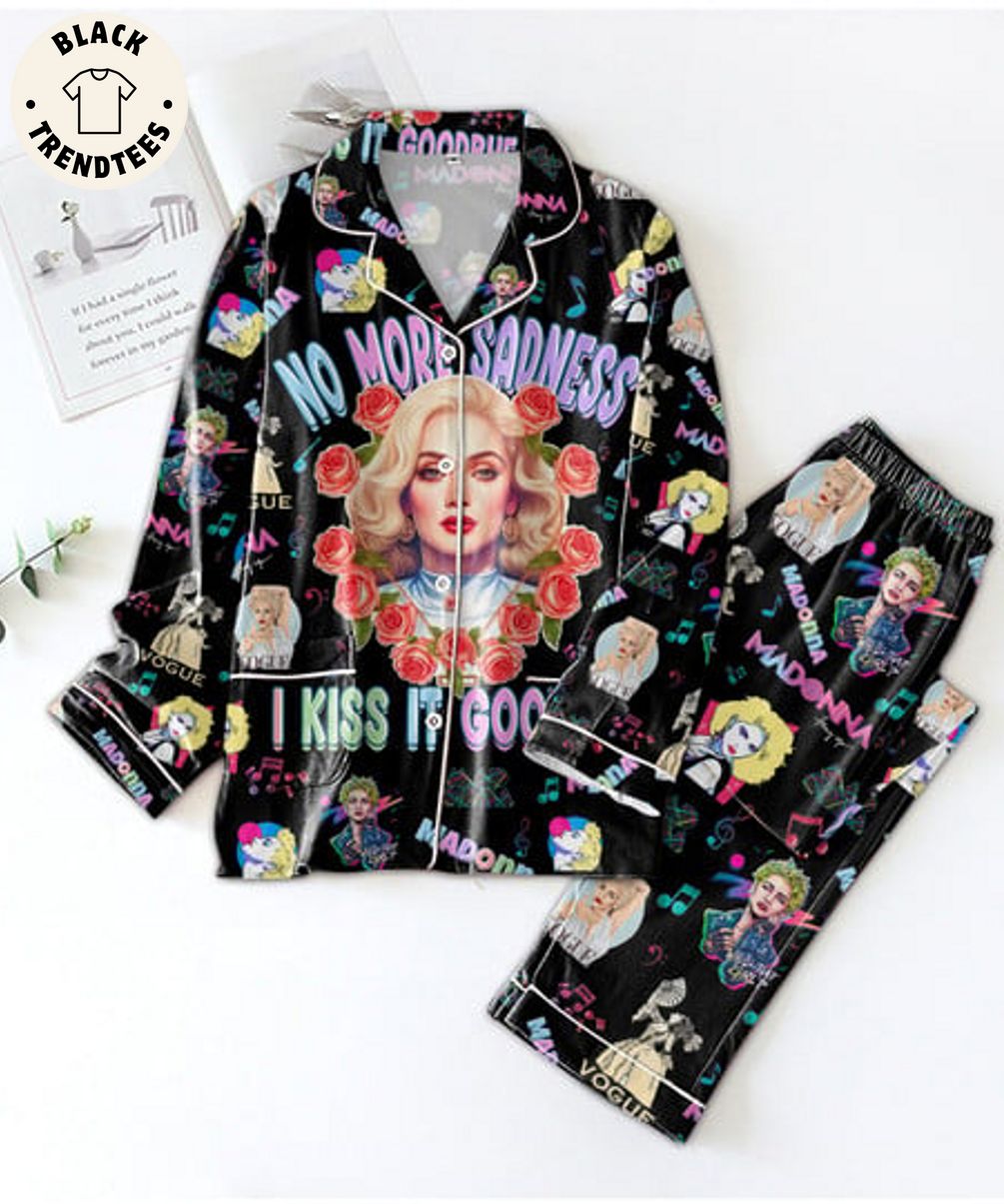 No More Sadness I Kiss It Good Singer Design Black Pijamas Set