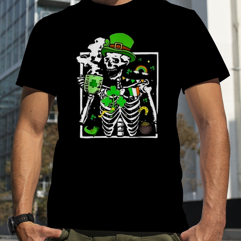 St. Patricks Day Skeleton Shamrock Skull Drinking Coffee Latte Long T-Shirt