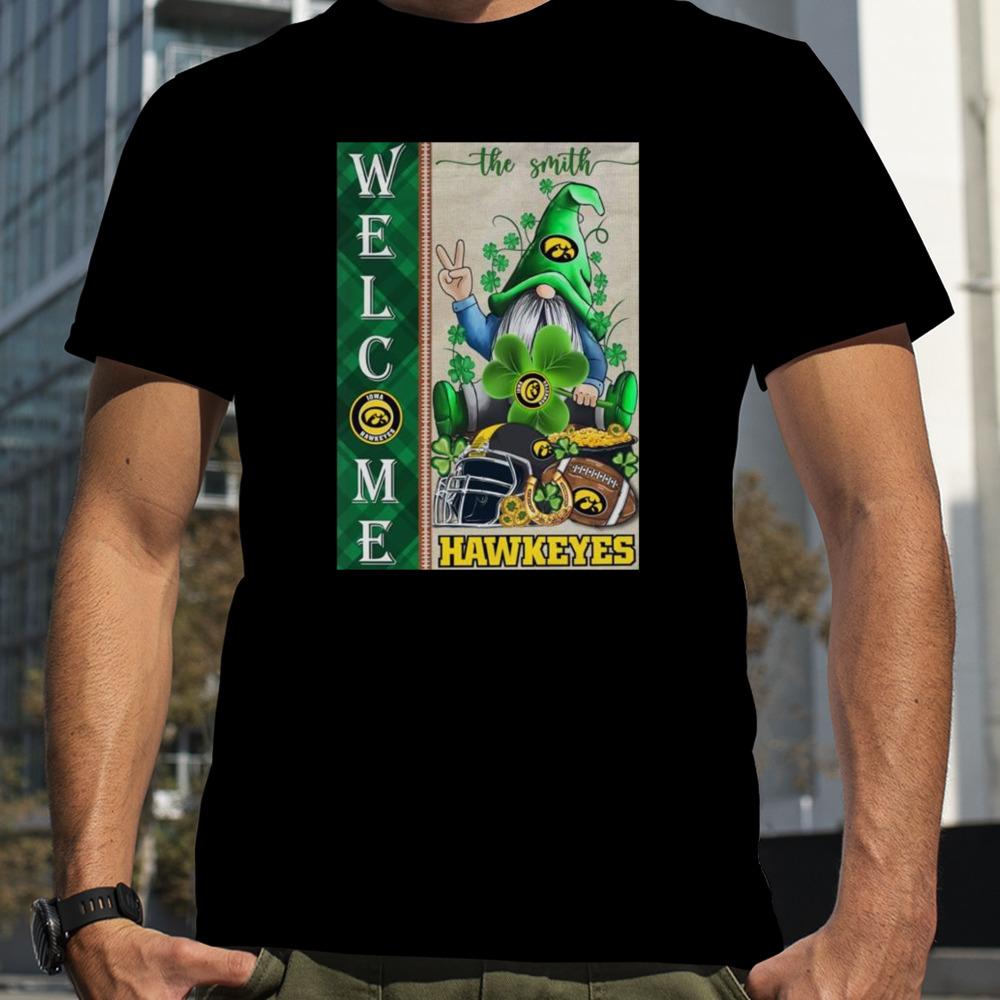 Dwarf Iowa Hawkeyes St. Patrick’s Day Shamrock T-Shirt