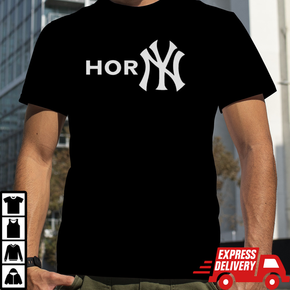 New York Yankees Logo Horn T-shirt