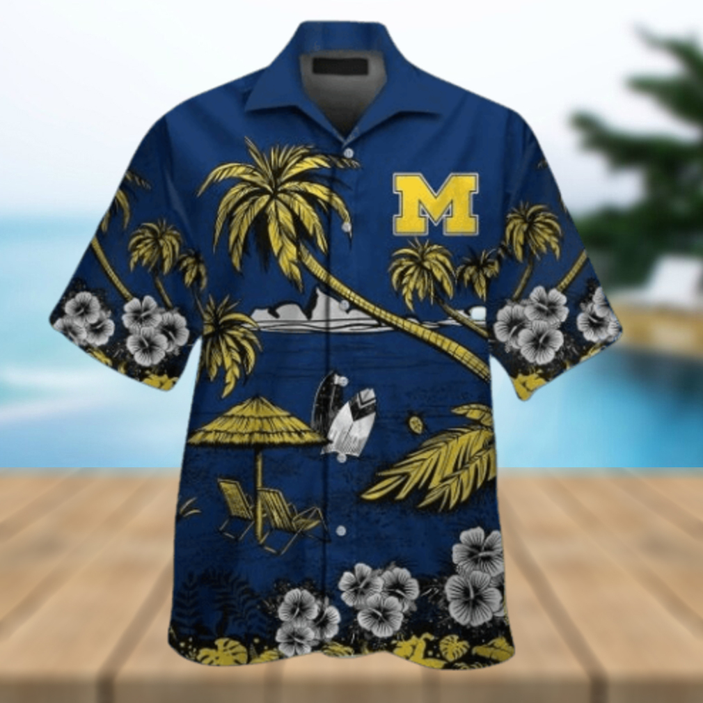 Michigan Wolverines Short Sleeve Button Up Tropical Hawaiian Shirt VER027 - Limotees