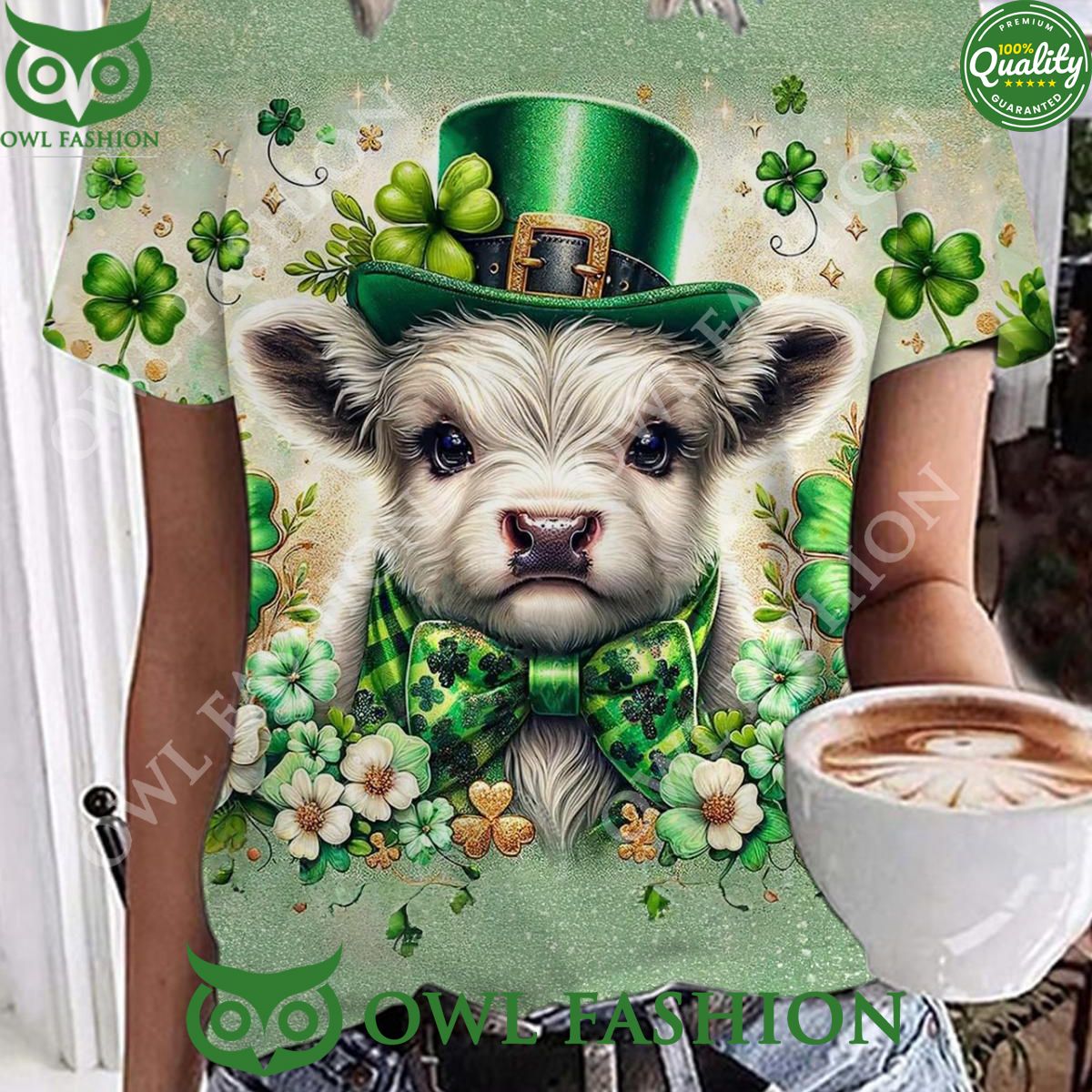 Shamrock Top Hat Highland Cow St Patricks t shirt