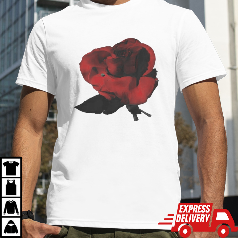 Rose Pocket Print T-Shirt