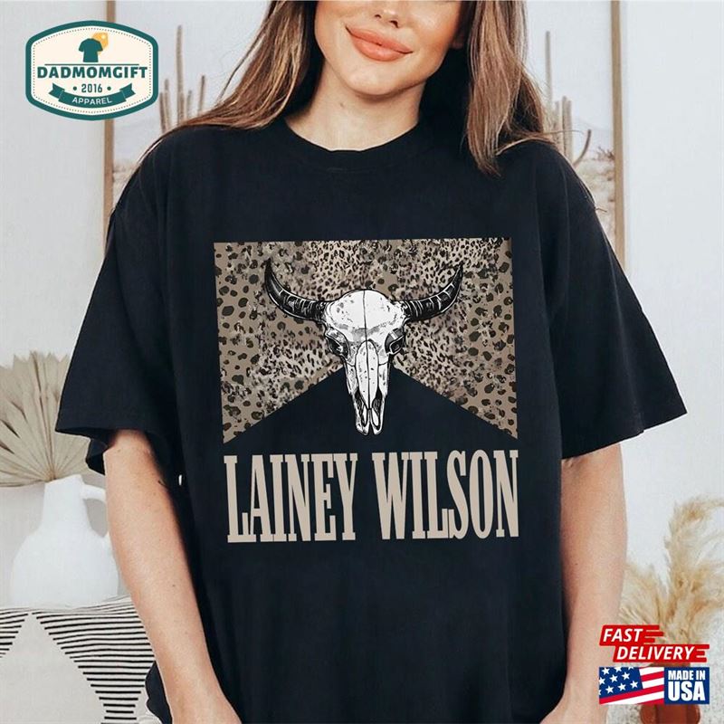 Lainey Wilson T-Shirt Country Music Shirt Bullhead Sweatshirt