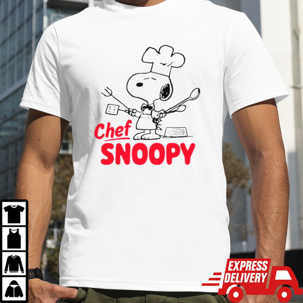 Juniors’ Peanuts chef Snoopy shirt