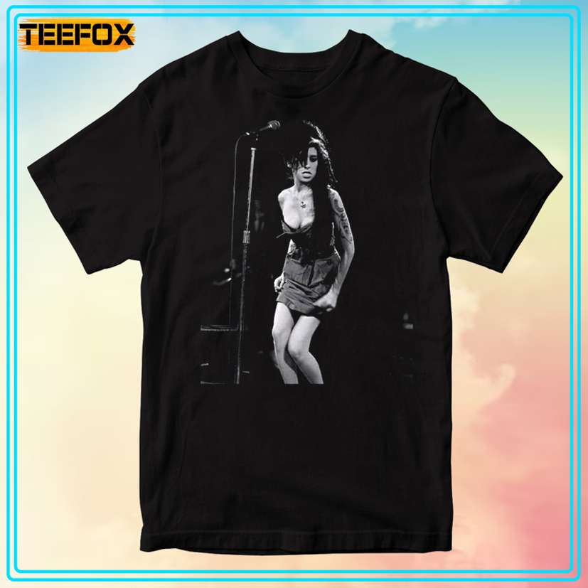 Amy Winehouse Retro 90s Unisex Tee