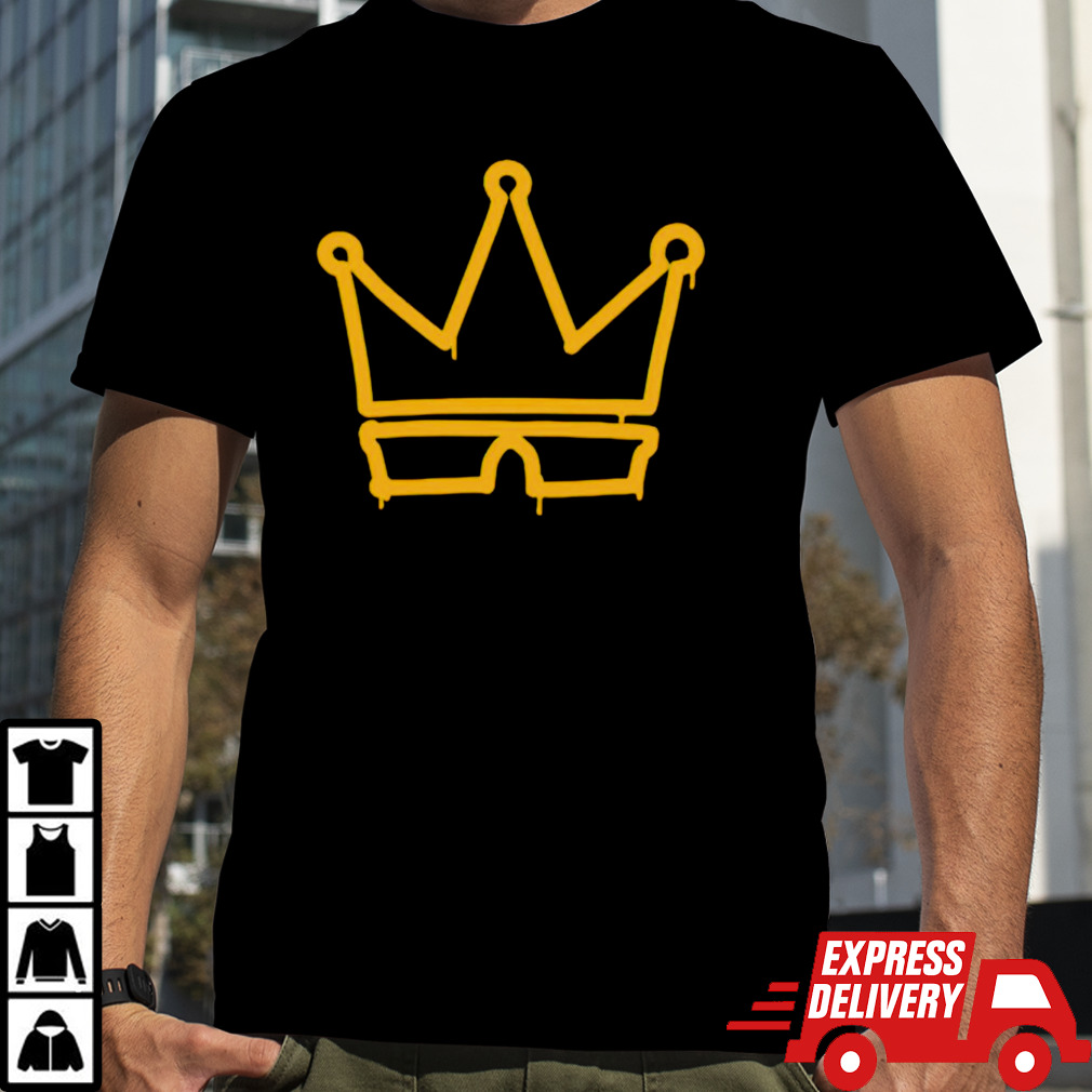 Year 9 graffiti crown shirt