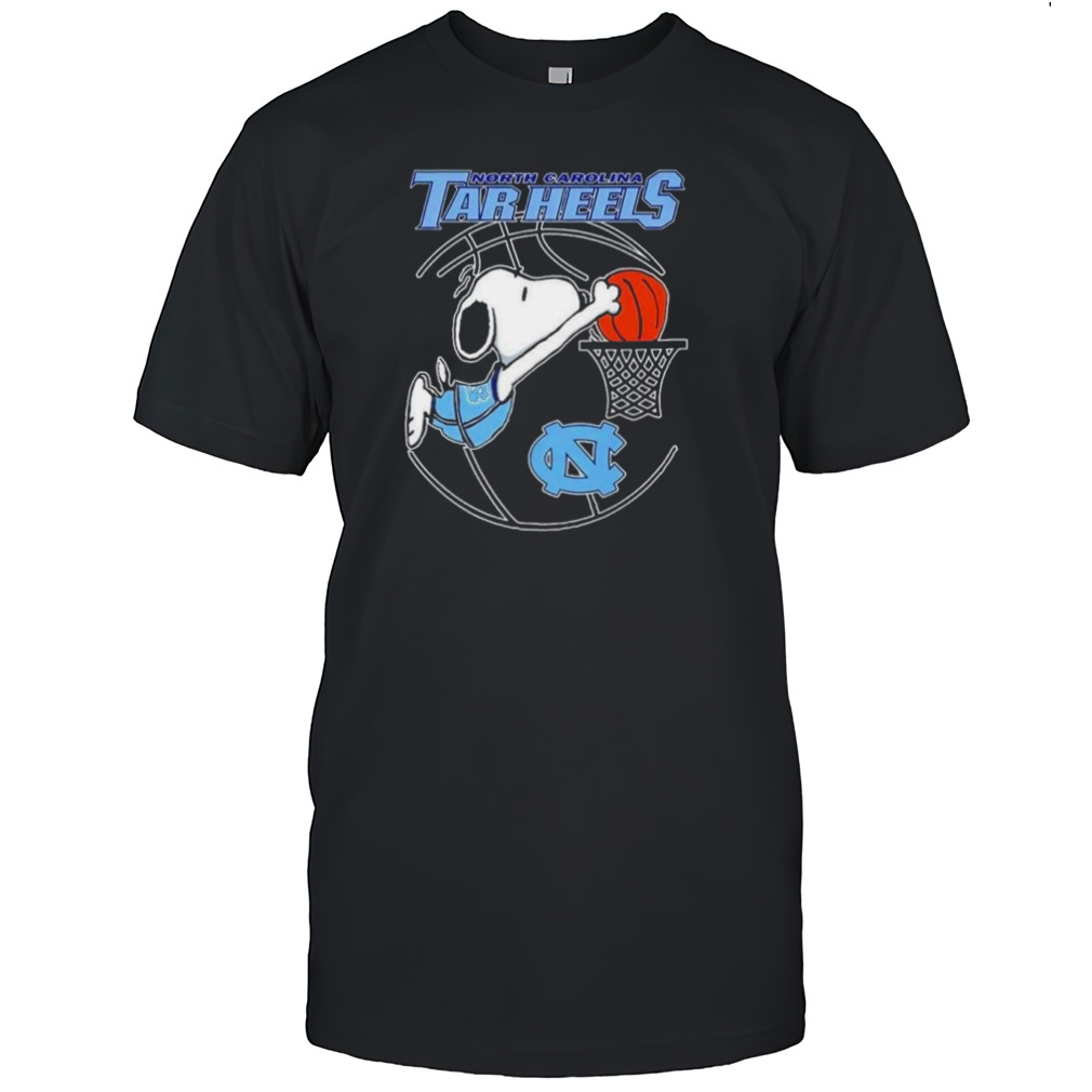 North Carolina Tar Heels Basketball Snoopy Dunk Logo Shirt
