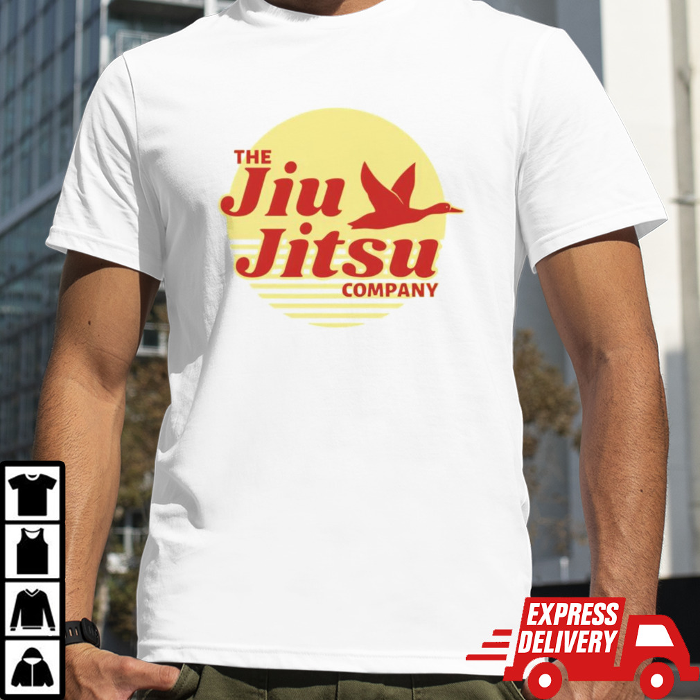 Dr Mike Israetel wearing the jiu jitsu company shirt